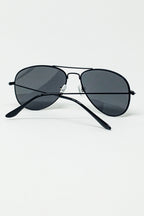 Retro Aviator Sunglasses with Smoke Lense in Black