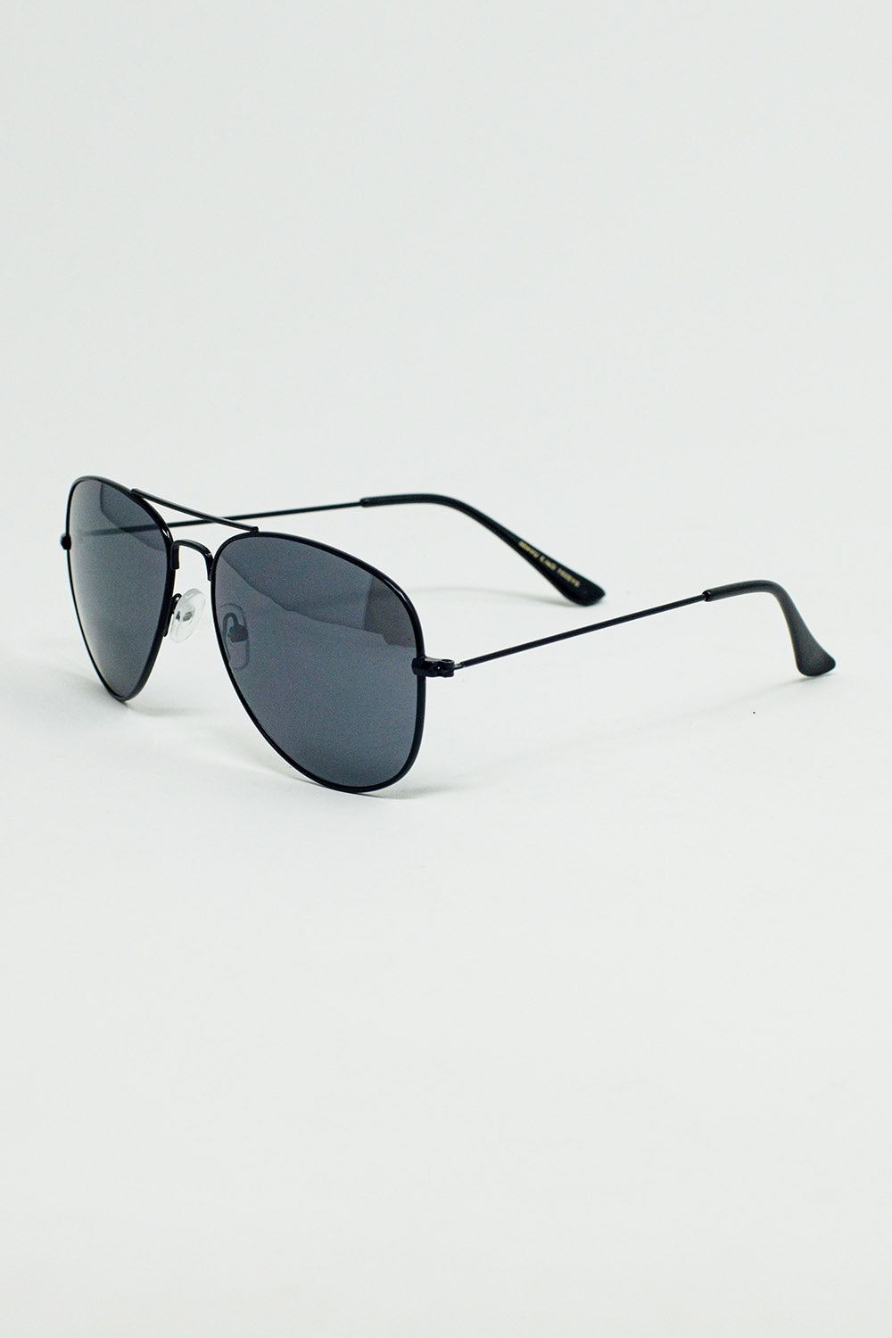 Retro Aviator Sunglasses with Smoke Lense in Black