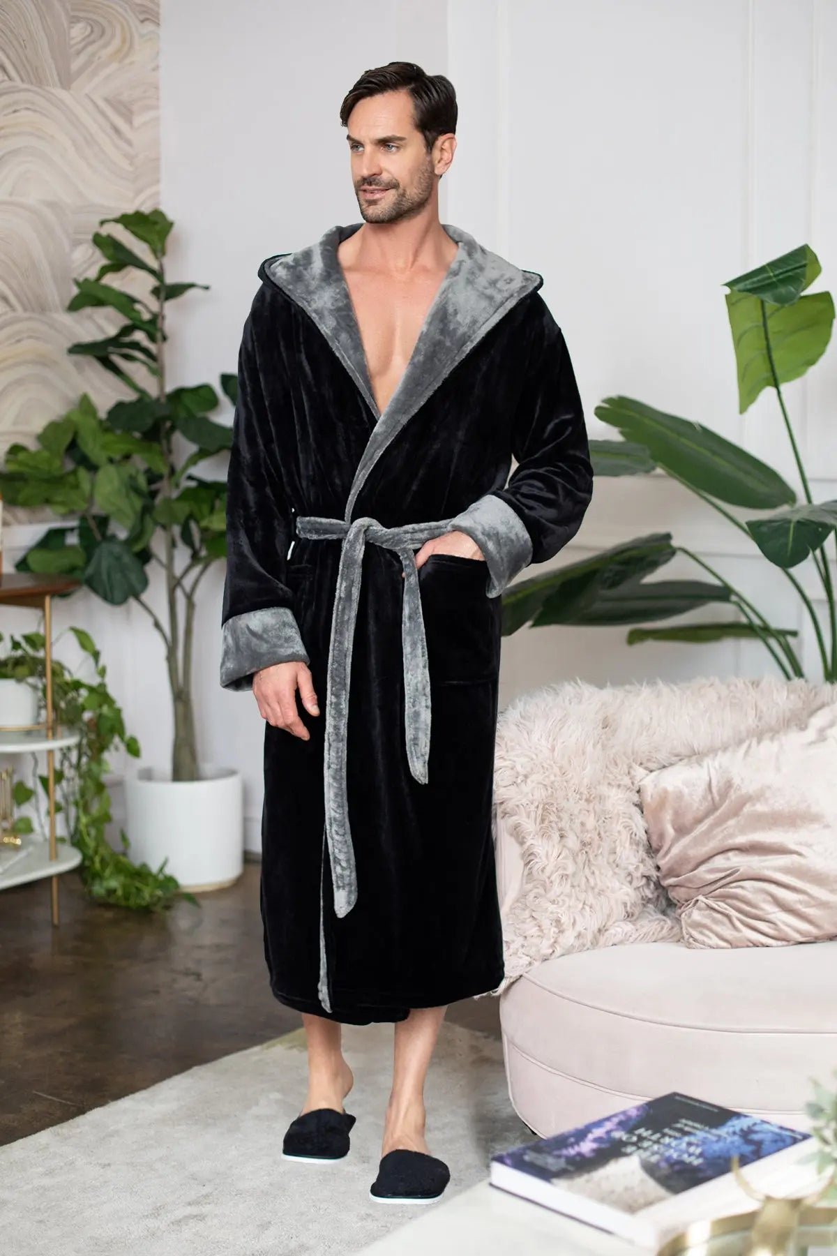 Men’s Robe with Hood Ultra-Soft Plush Comfort for Everyday Use