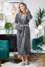 Women’s Plush Hooded Robe Spa-Worthy Comfort at Home