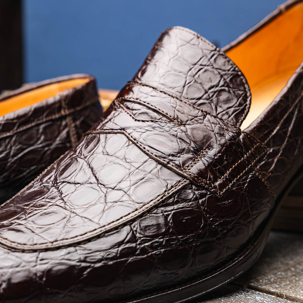 Roma Crocodile Penny Loafer | Nicotine