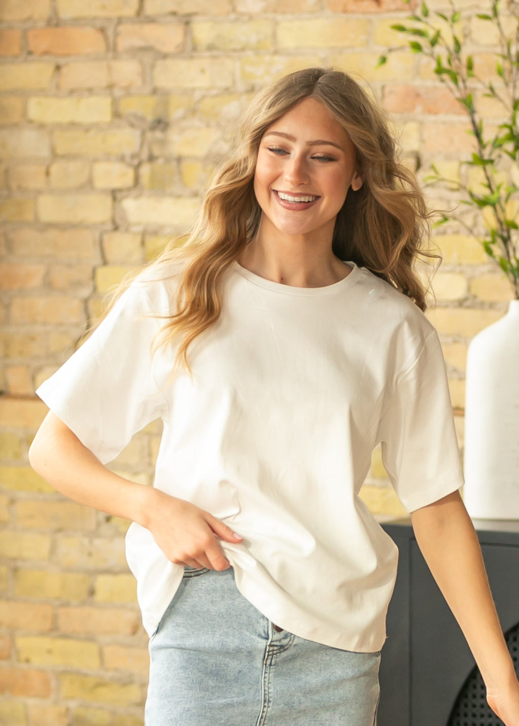 Short Sleeve Essential Relaxed T-Shirt