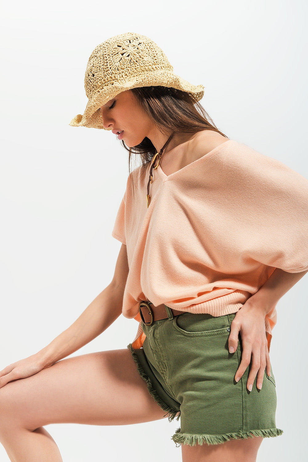 Short Sleeve Jumper in V-Neck in Pink