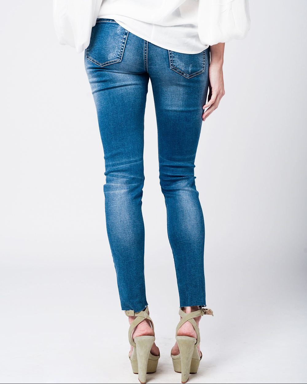 Skinny Rip Jeans with Embroidered Patches