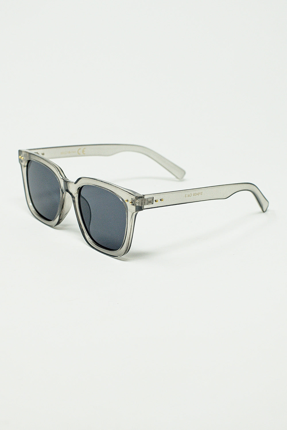 Square Bevel Frame Sunglasses in Grey