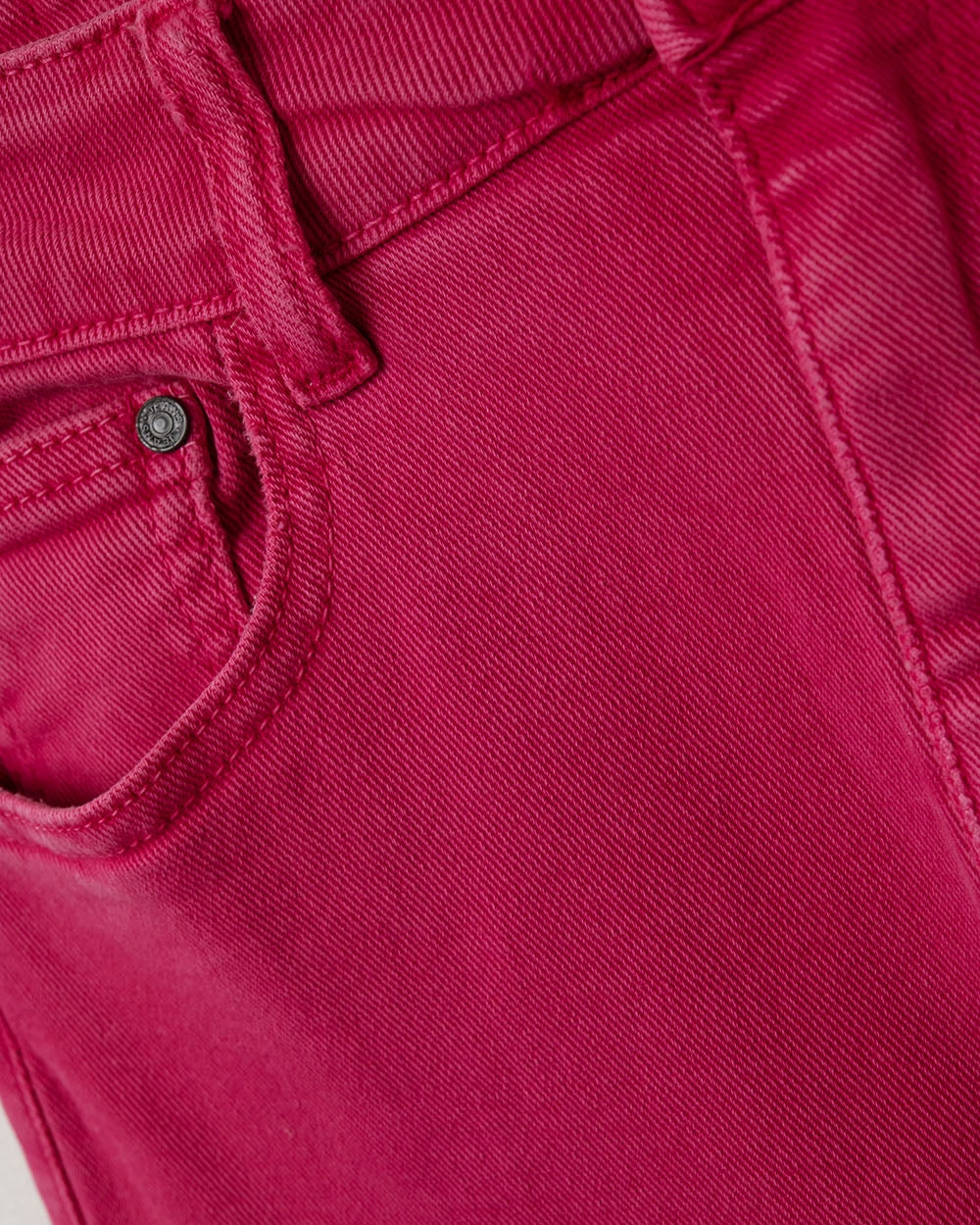 Straight Leg Pants with Cropped Hem in Magenta