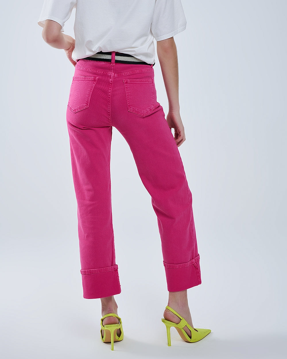 Straight Leg Pants with Cropped Hem in Magenta