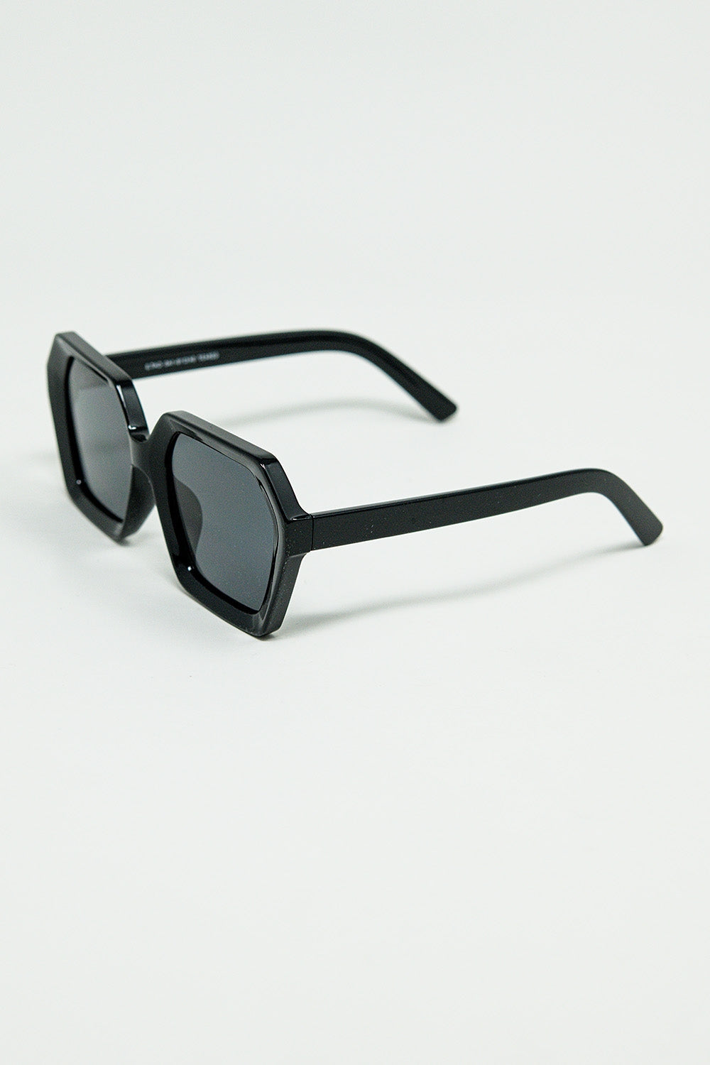 Sunglasses with Geometric Frames in Black