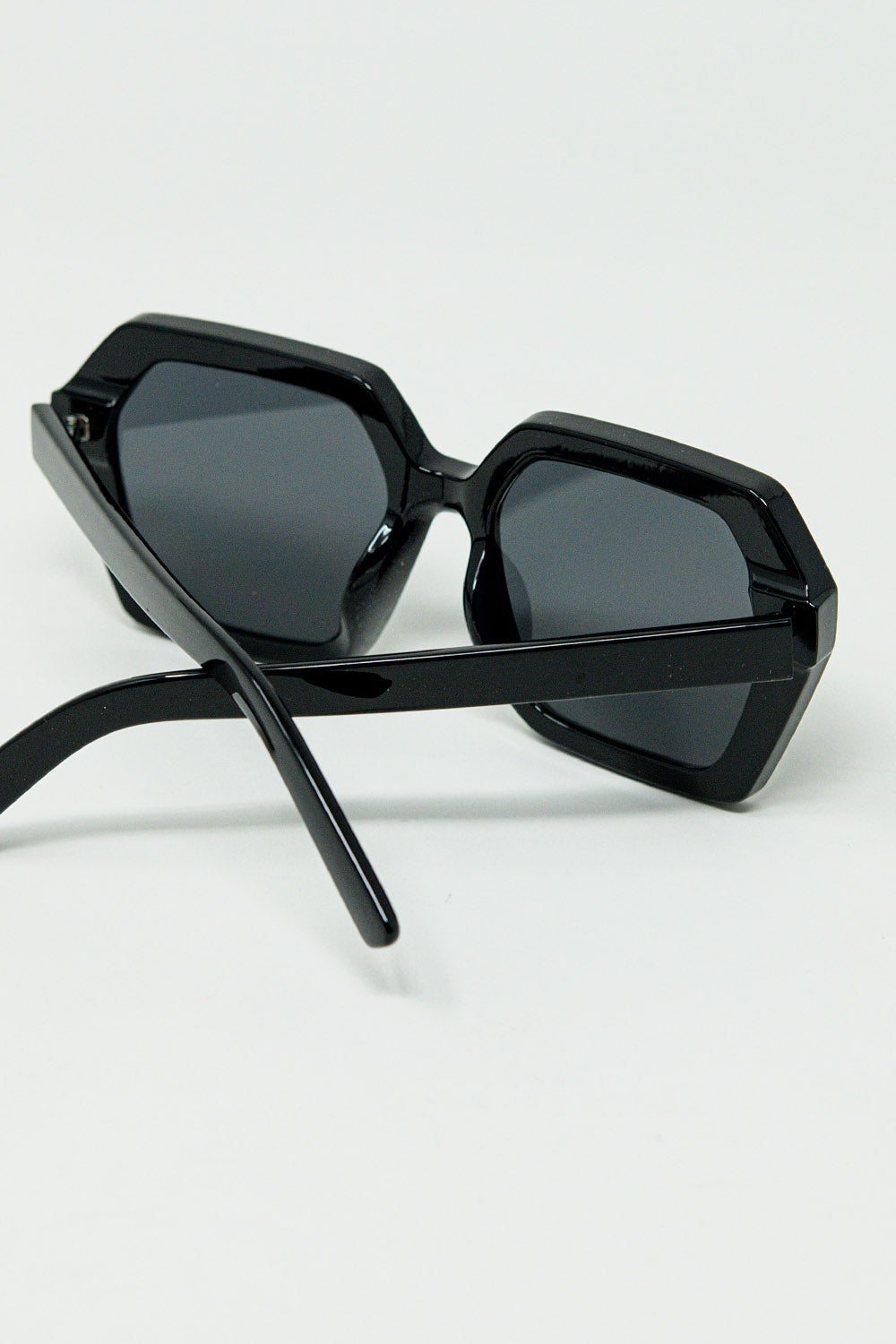 Sunglasses with Geometric Frames in Black