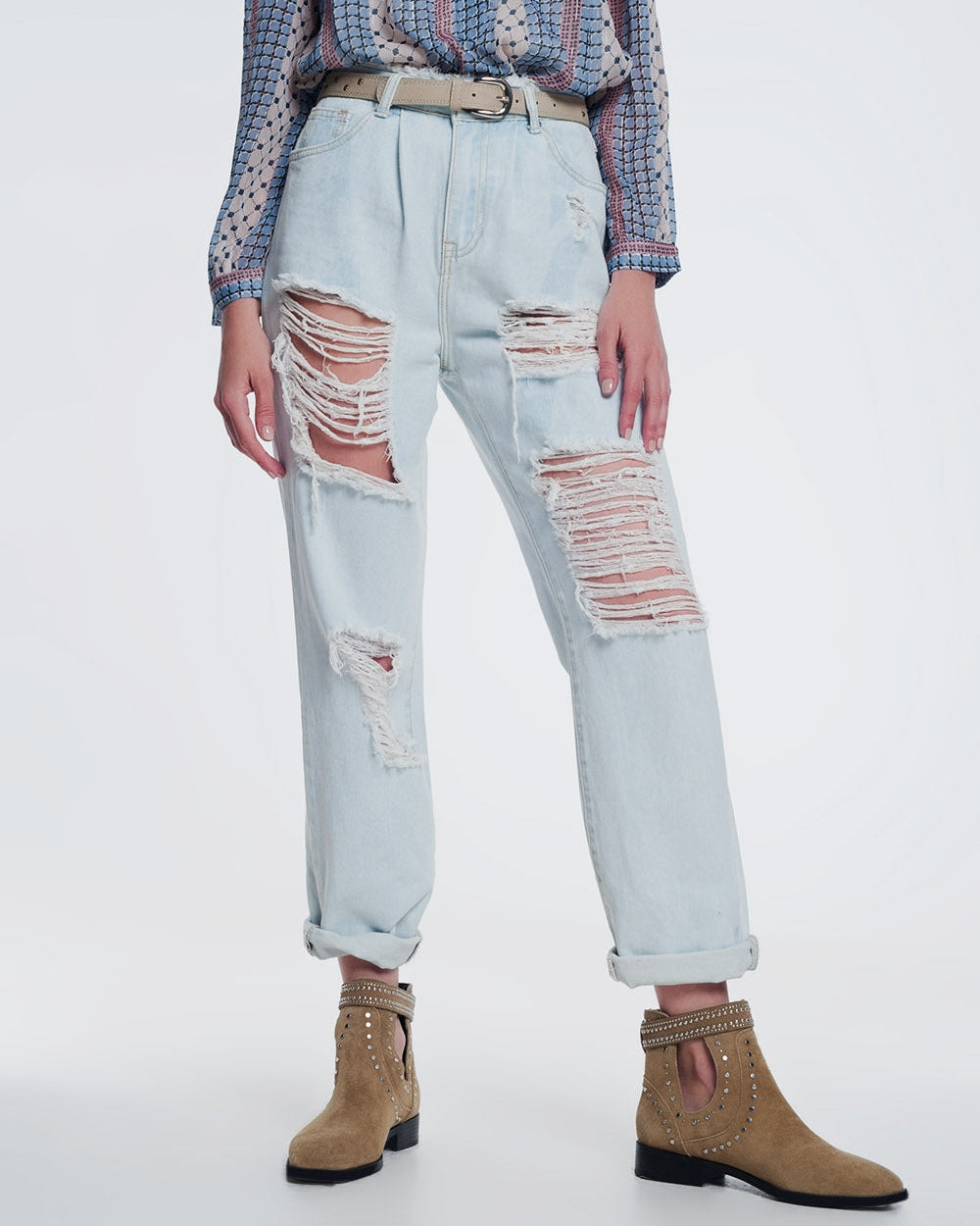 Netherlands Ripped Blue Super Ripped Boyfriend Jeans in Light Blue – Une Pick