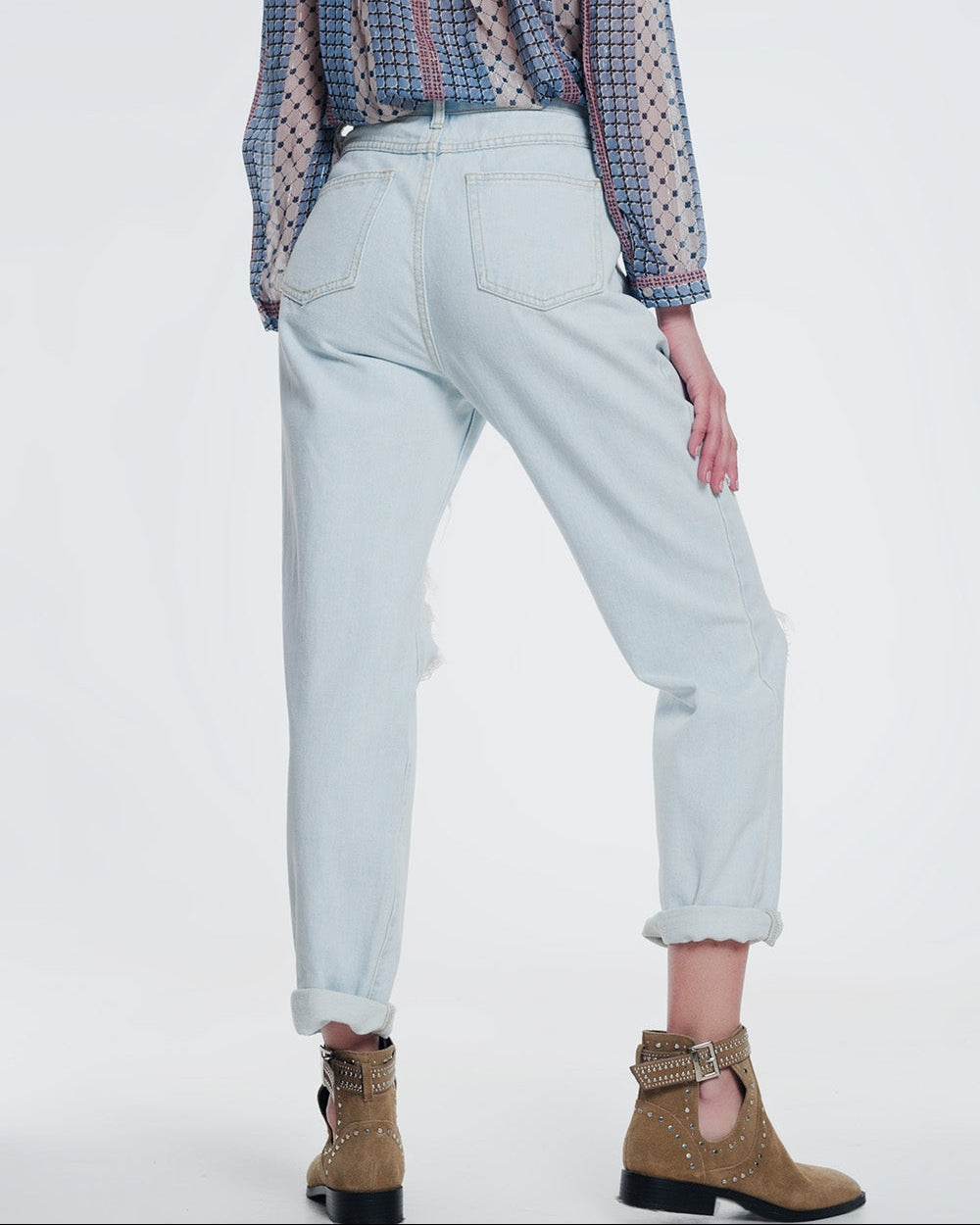 Super Ripped Boyfriend Jeans in Light Blue