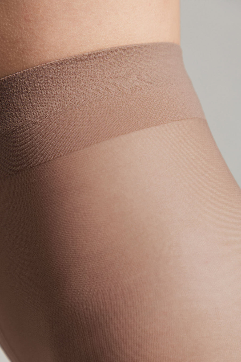 Conte Tango Tights 40 Den | Sheer to Waist Satin Shine