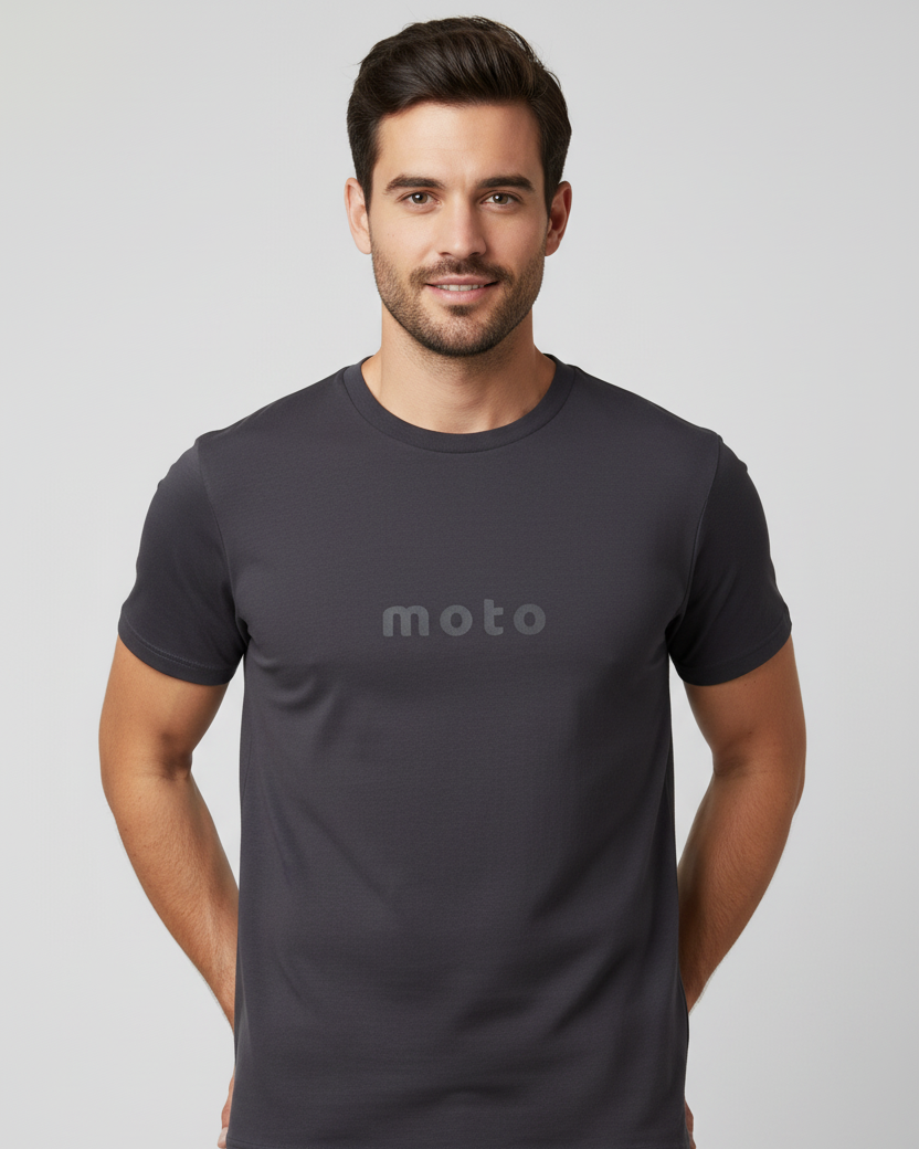 Men's Organic Cotton T-Shirt with 'Moto' Sign | D101