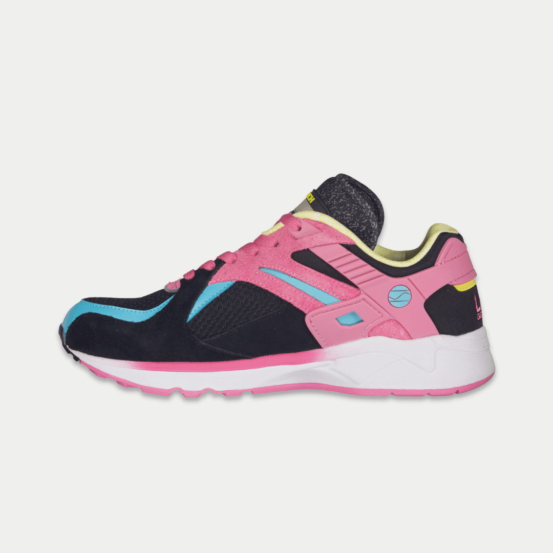 LA Gear Women's Catapult Low Top Sneaker Pink/Black
