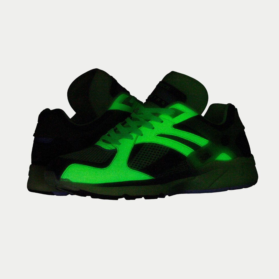 LA Gear Women's Catapult Low Top Sneaker Neon Yellow/Black