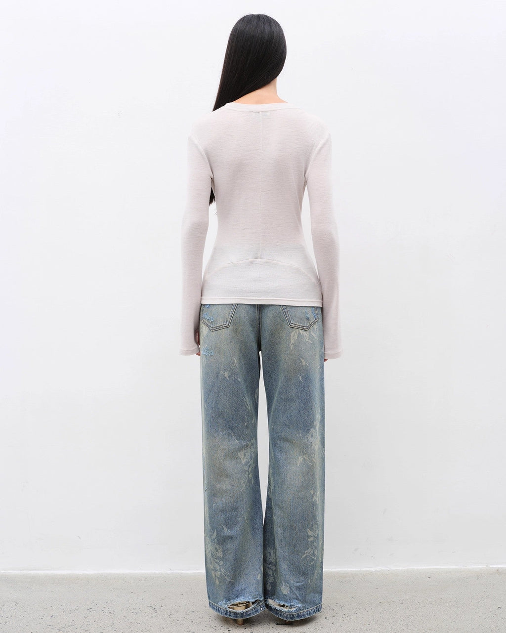Women's Long Sleeve O-Neck Slim Fit Basic T-Shirt "Urban Simplicity"
