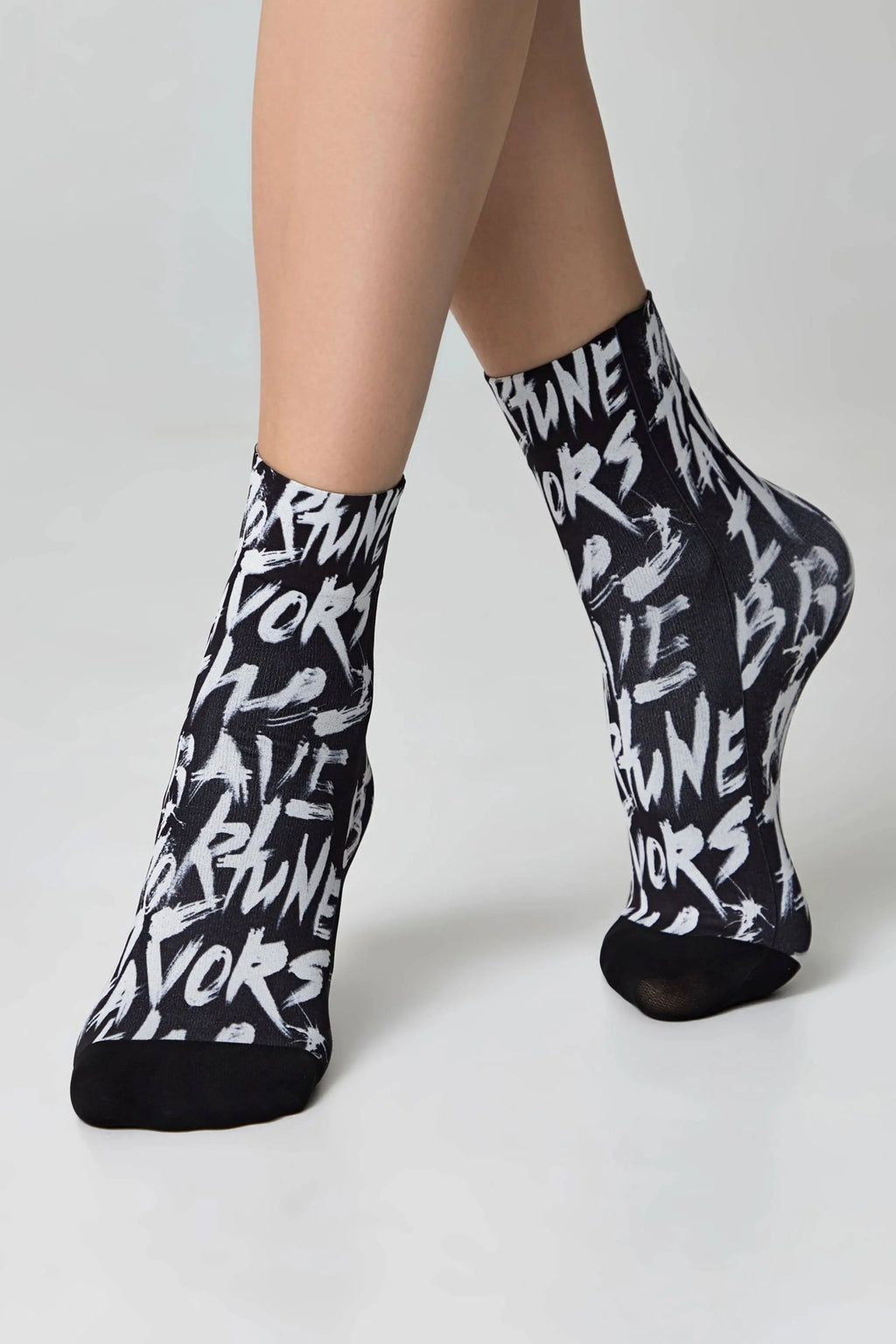Conte Dense Socks Fantasy 911 | Brave Pattern